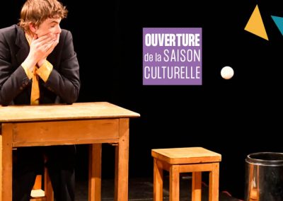 a tiroirs ouverts